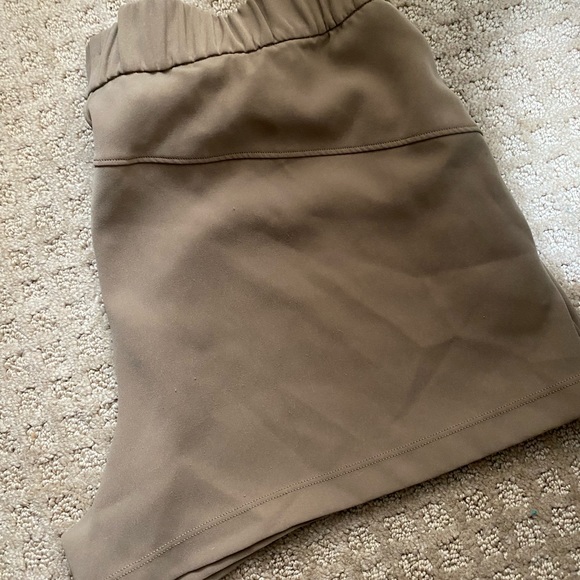 - Lululemon tan shorts 4/6 - Picture 3 of 4